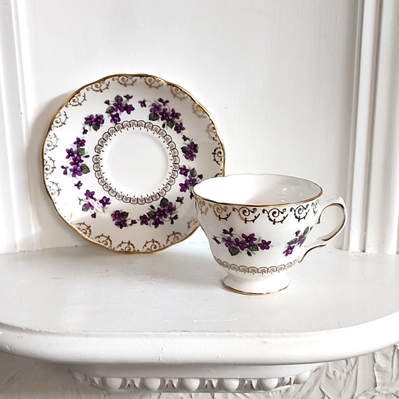 Colclough Cup and Saucer with Violet flowers and Golden scrolls Pat #8247 - Picture 1 of 8